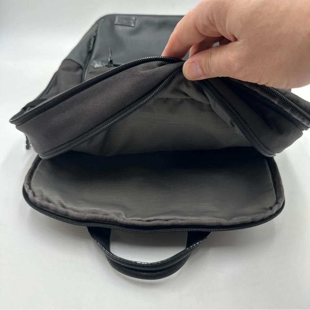 Tumi pre owned